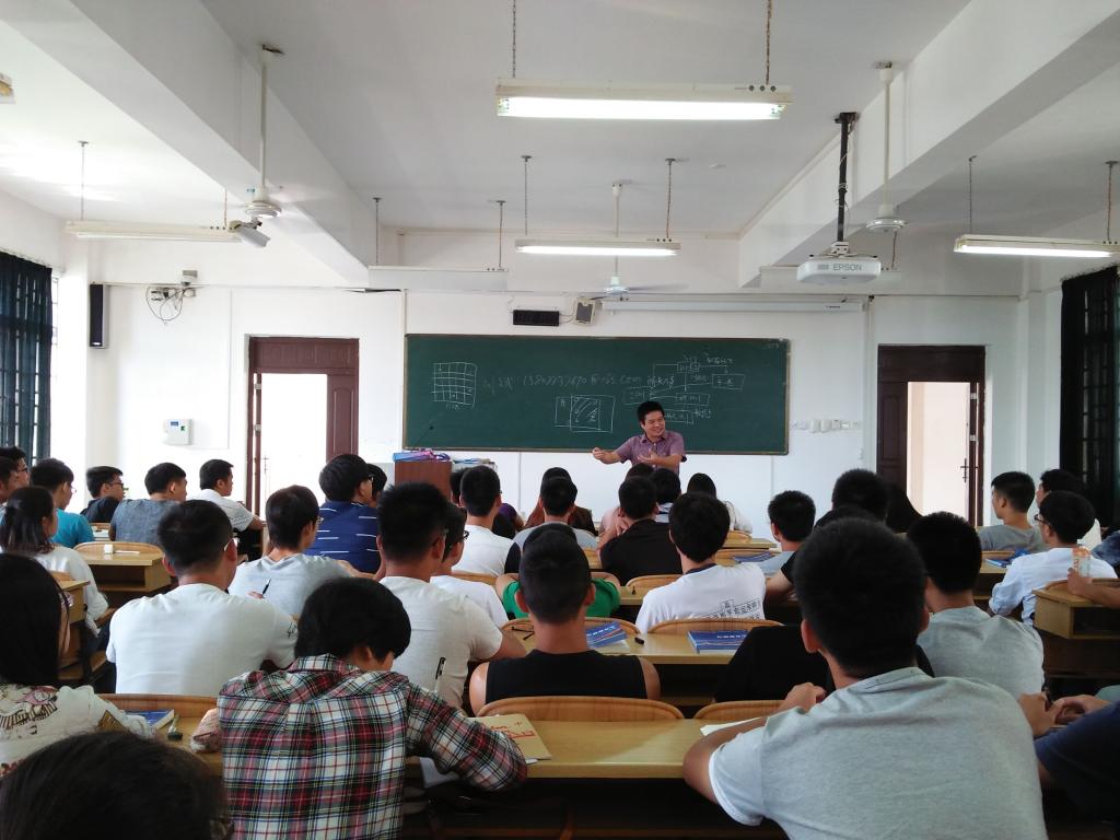 大学是怎么听课的 44BCD28ABCD9D5B03B6AE4ACEAA_0EC4BED7_16A9E.jpg